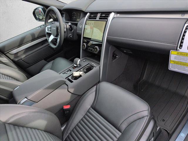 New 2026 Land Rover Discovery Limited Edition AWD/4WD image 28