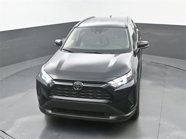 Used 2025 Toyota RAV4 XLE image 28