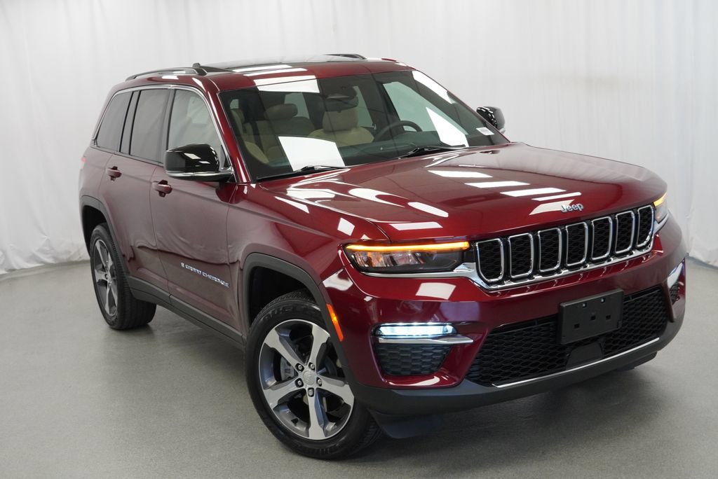 Certified 2022 Jeep Grand Cherokee Limited 4xe AWD/4WD image 9