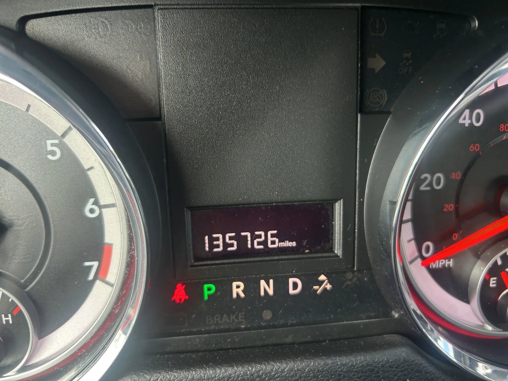 Used 2019 Dodge Grand Caravan SE w/ UConnect Hands-Free Group image 18