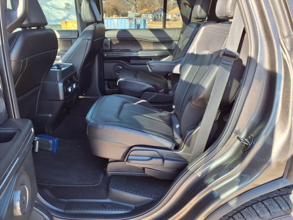 Used 2021 Ford Expedition Limited image 17