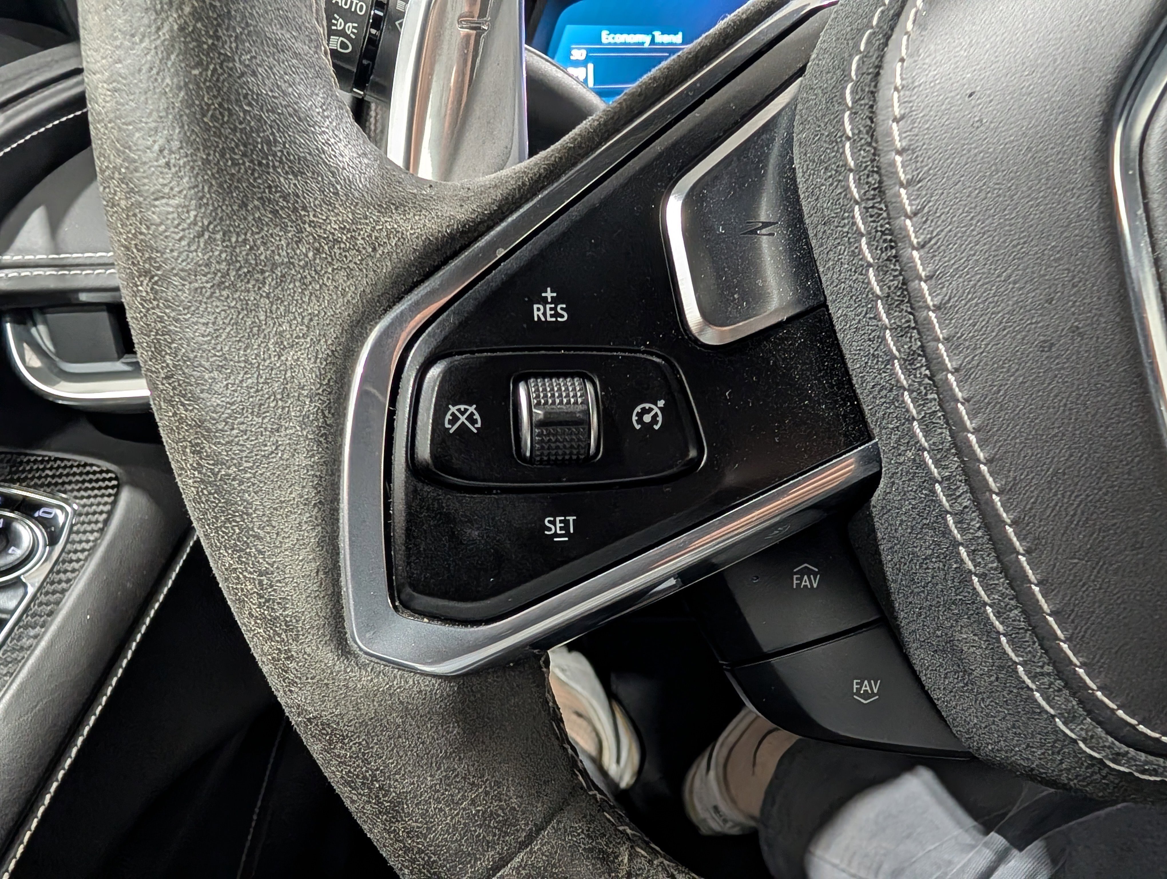 Used 2020 Chevrolet Corvette Stingray Premium Conv w/ 3LT Preferred Equipment Group image 18