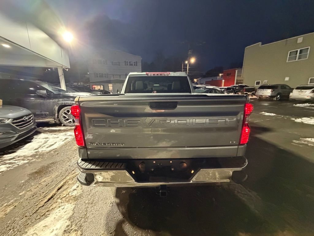 Used 2026 Chevrolet Silverado 1500 LT image 4