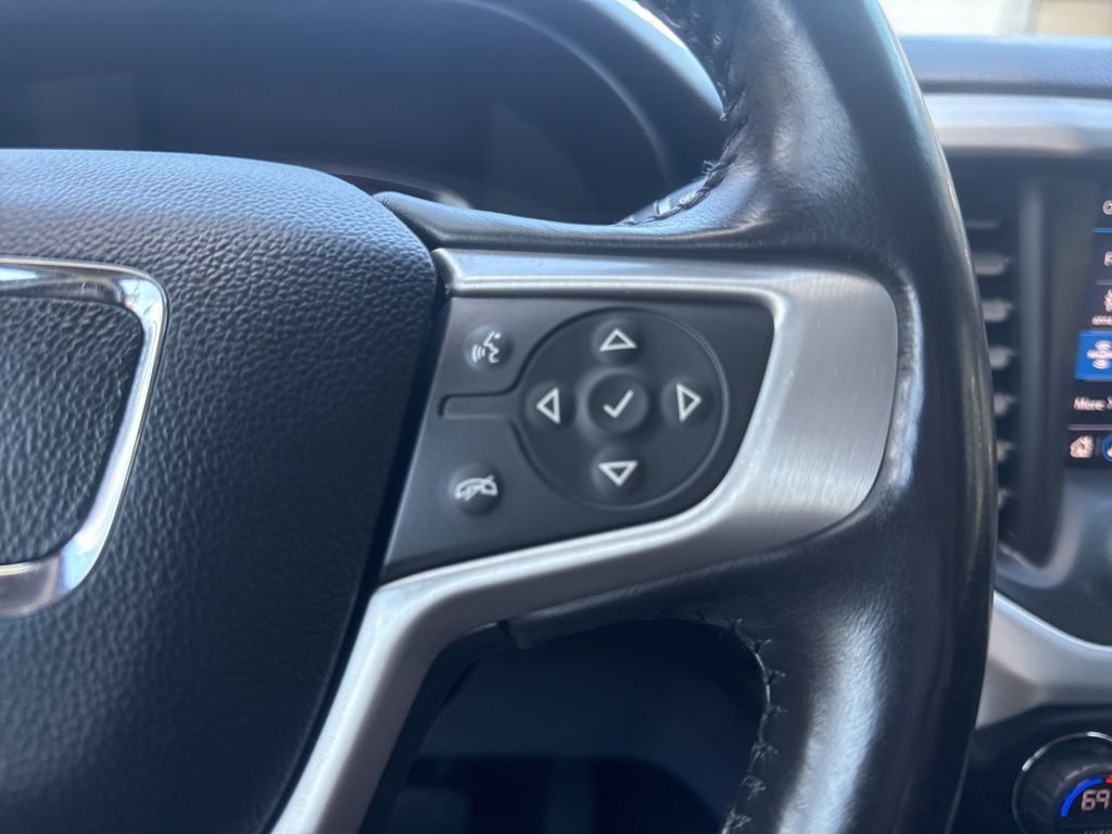 Used 2020 GMC Acadia SLT image 24