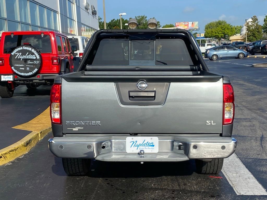 Used 2016 Nissan Frontier SL w/ Moonroof Package RWD image 8