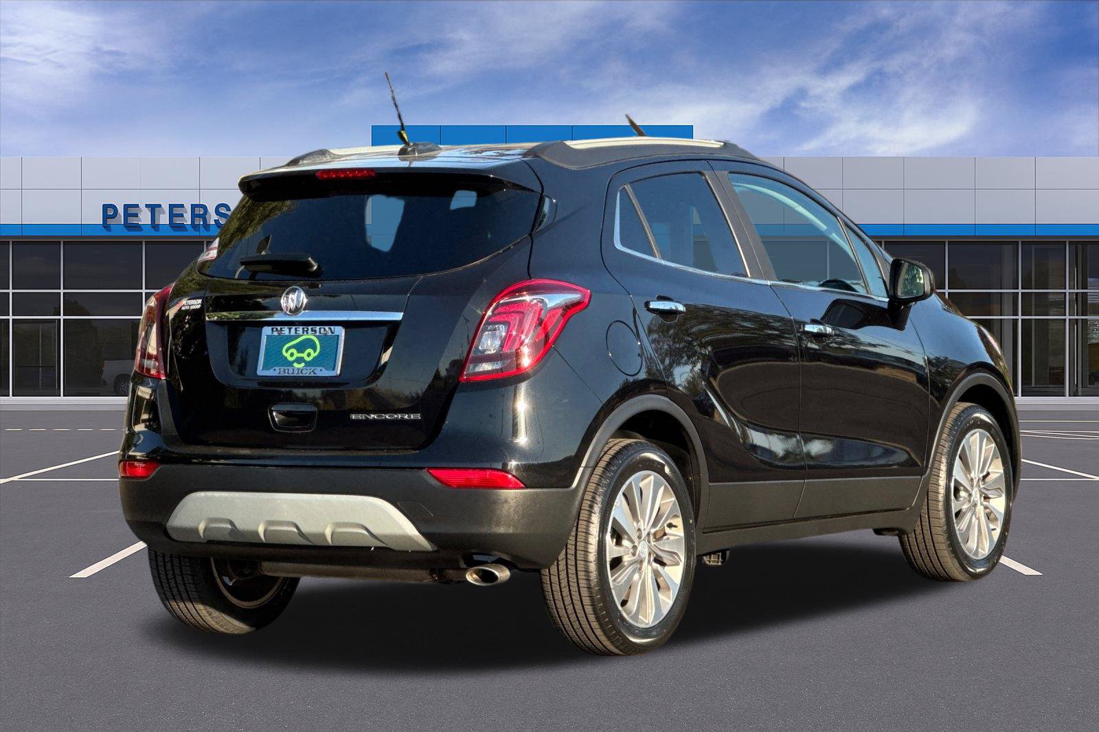 Certified 2020 Buick Encore Preferred w/ Safety Package FWD image 4