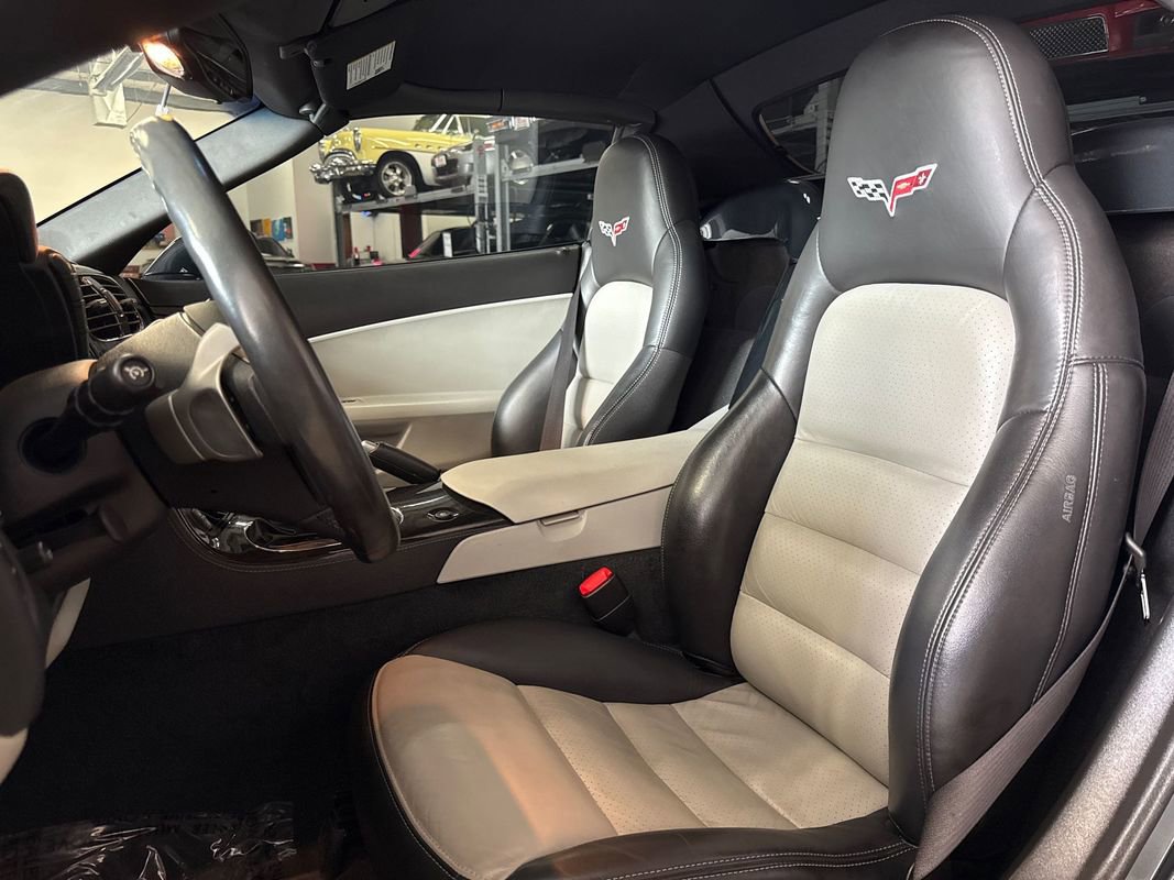 Used 2010 Chevrolet Corvette Grand Sport w/ Preferred Equipment Group image 78