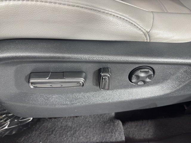 Used 2022 Honda CR-V Touring image 22