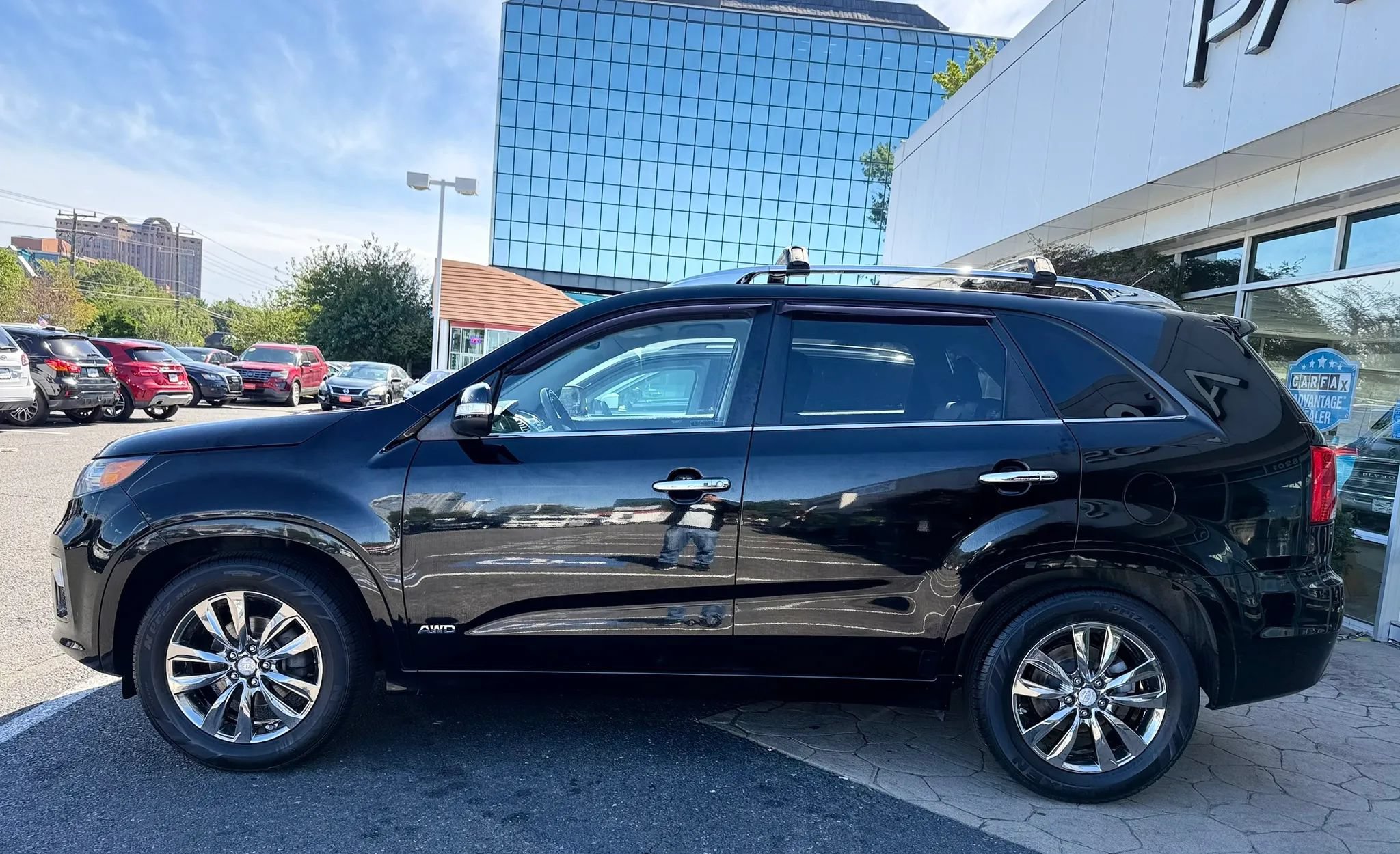 Used 2013 Kia Sorento SX w/ SX Premium Pkg AWD/4WD image 4