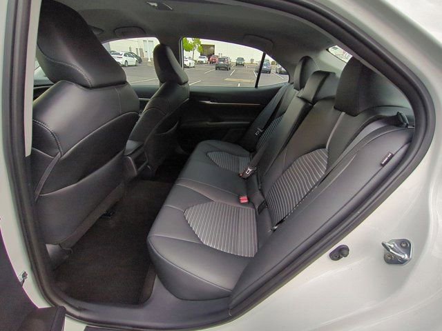 Used 2023 Toyota Camry SE AWD/4WD image 14
