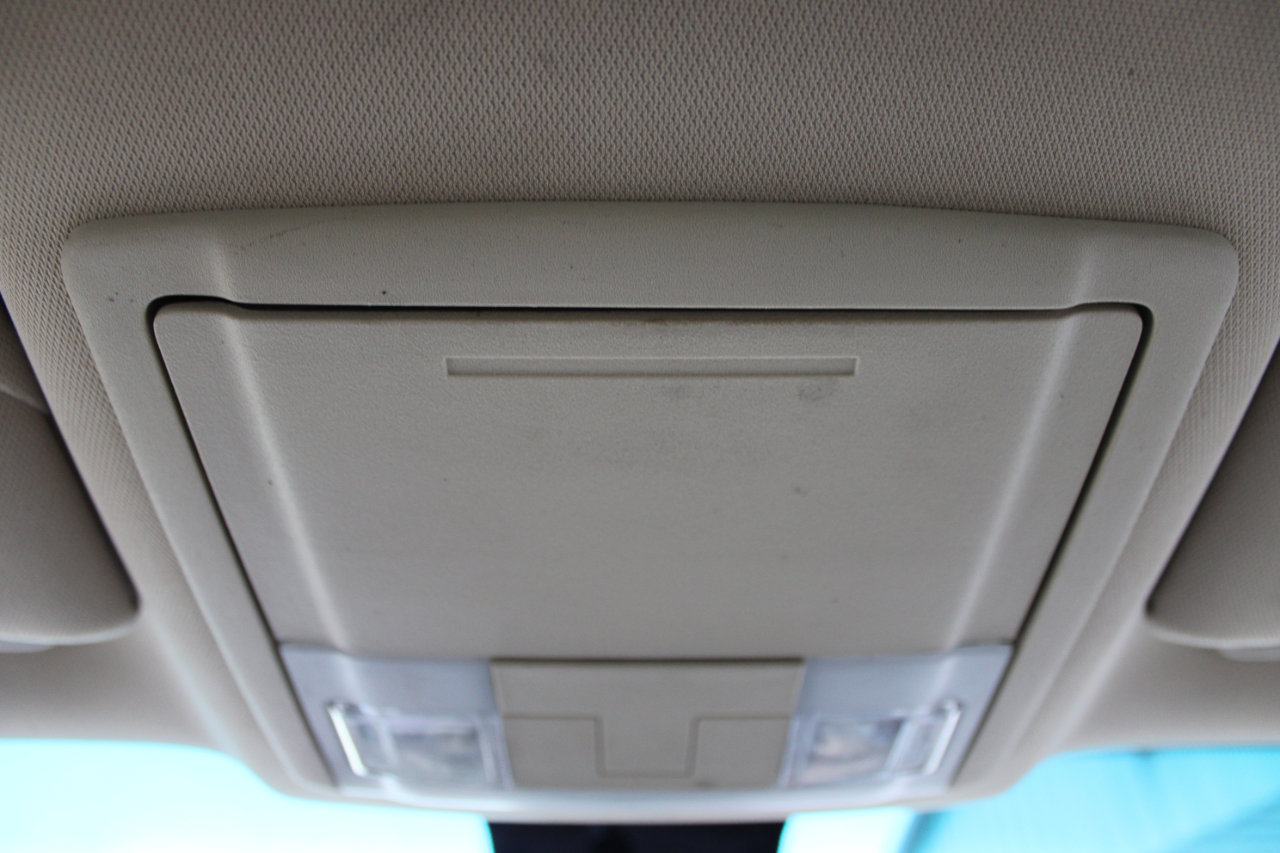 Used 2017 Ford Taurus SE image 32