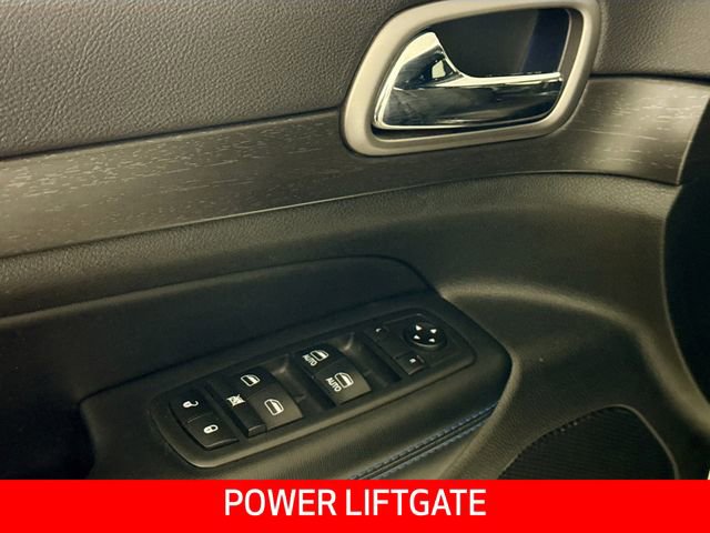 Used 2018 Jeep Grand Cherokee Laredo image 19