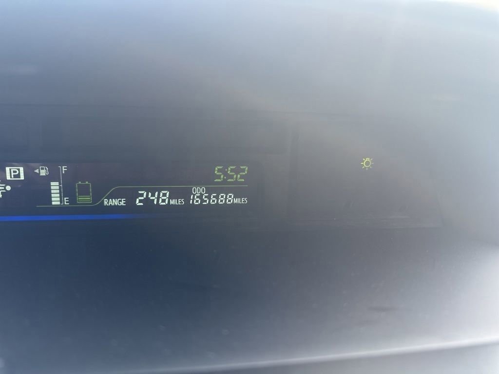 Used 2013 Toyota Prius V Three FWD image 17