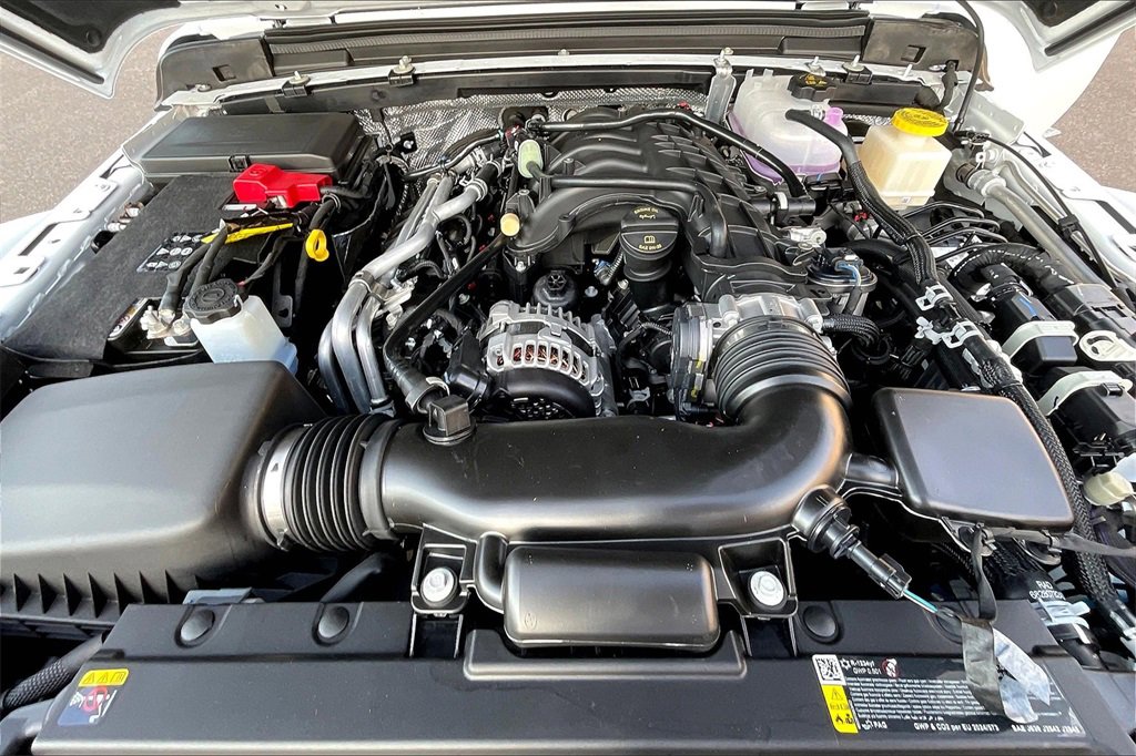 New 2025 Jeep Gladiator Rubicon w/ Convenience Group image 11