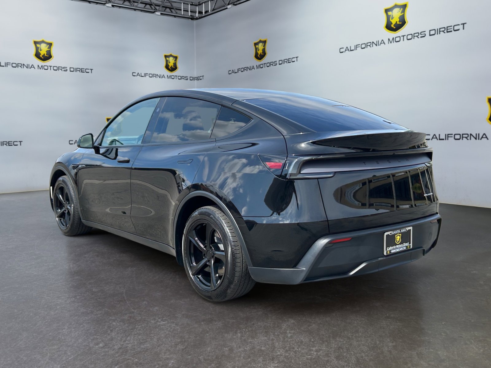 Used 2026 Tesla Model Y Long Range AWD/4WD image 7