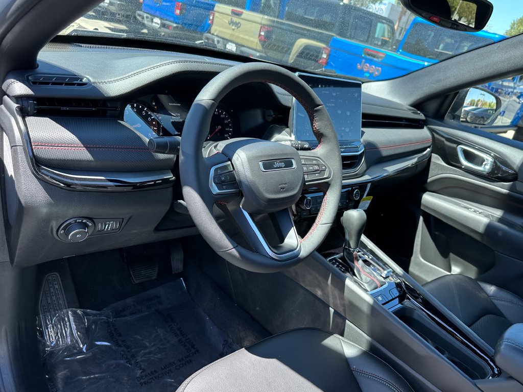 New 2026 Jeep Compass Trailhawk AWD/4WD image 17