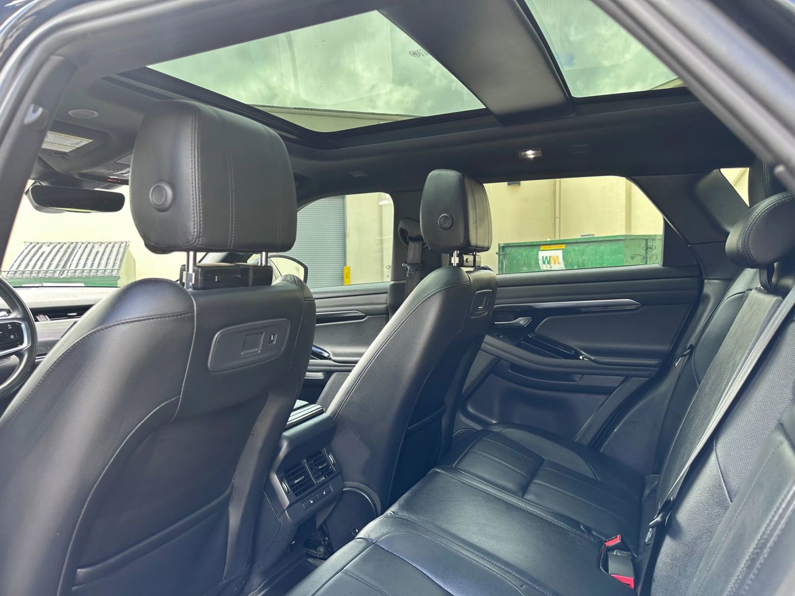 Used 2021 Land Rover Range Rover Evoque R-Dynamic SE AWD/4WD image 10