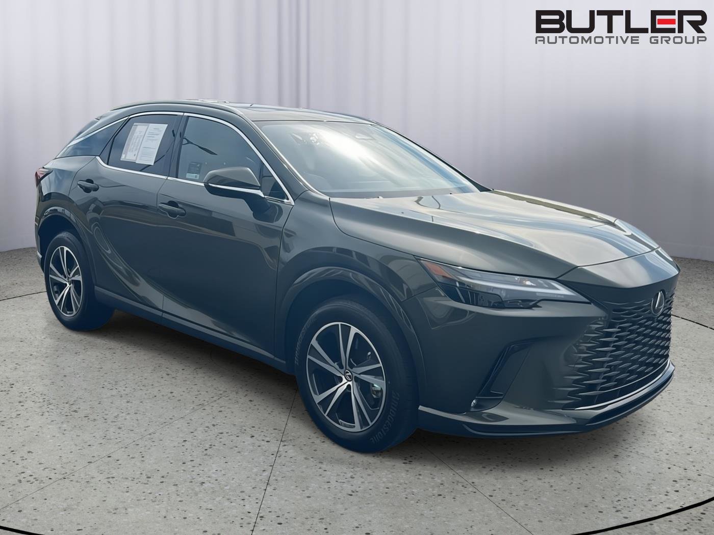 Certified 2025 Lexus RX 350 Premium w/ Accessory Package (Z1) image 8