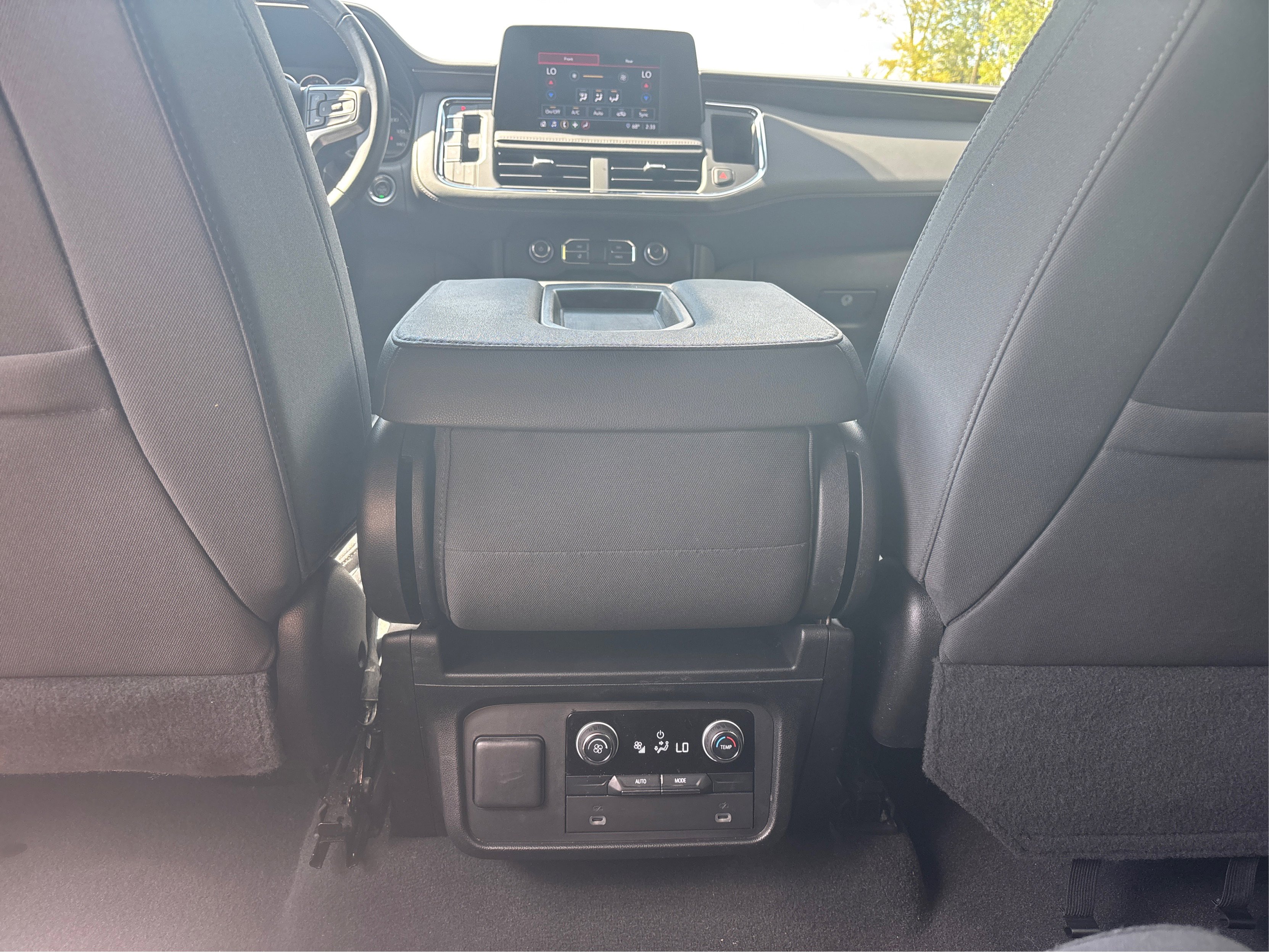 Used 2023 Chevrolet Suburban LS image 17