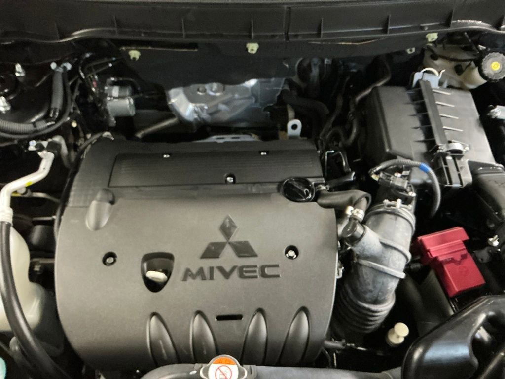 Used 2025 Mitsubishi Outlander Sport LE image 20