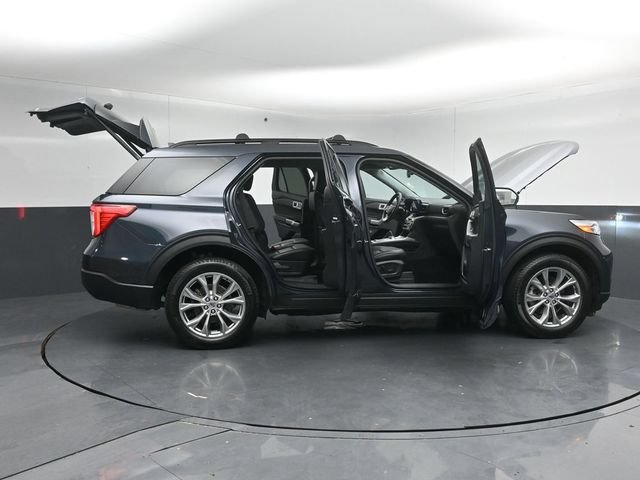 Certified 2024 Ford Explorer XLT w/ Equipment Group 202A AWD/4WD image 59