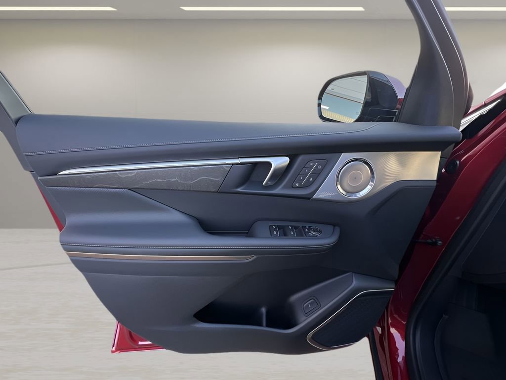 Certified 2025 Buick Enclave Avenir w/ Super Cruise Package image 23