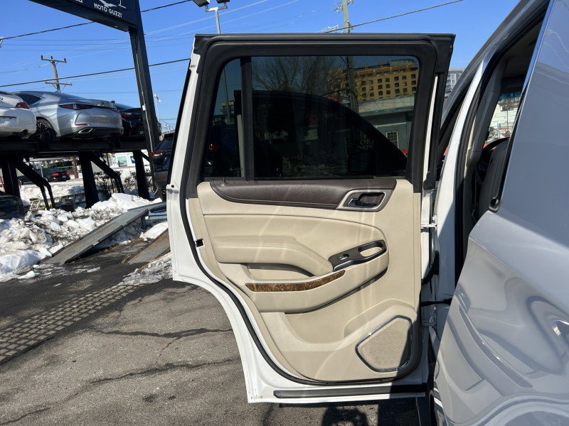 Used 2016 GMC Yukon Denali w/ Open Road Package image 14
