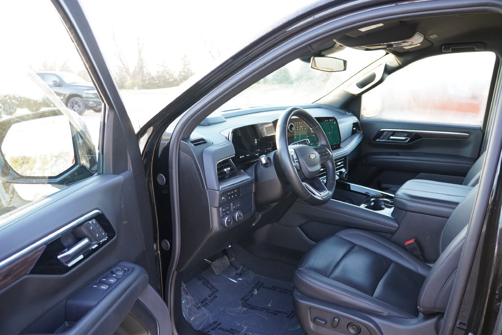 Certified 2025 Chevrolet Tahoe LT AWD/4WD image 15