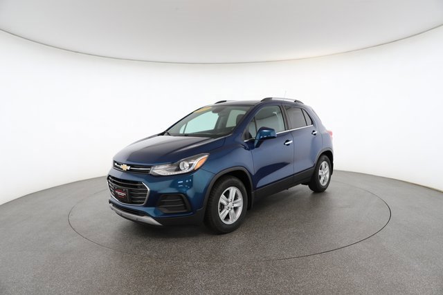 Used 2019 Chevrolet Trax LT w/ LT Convenience Package image 2