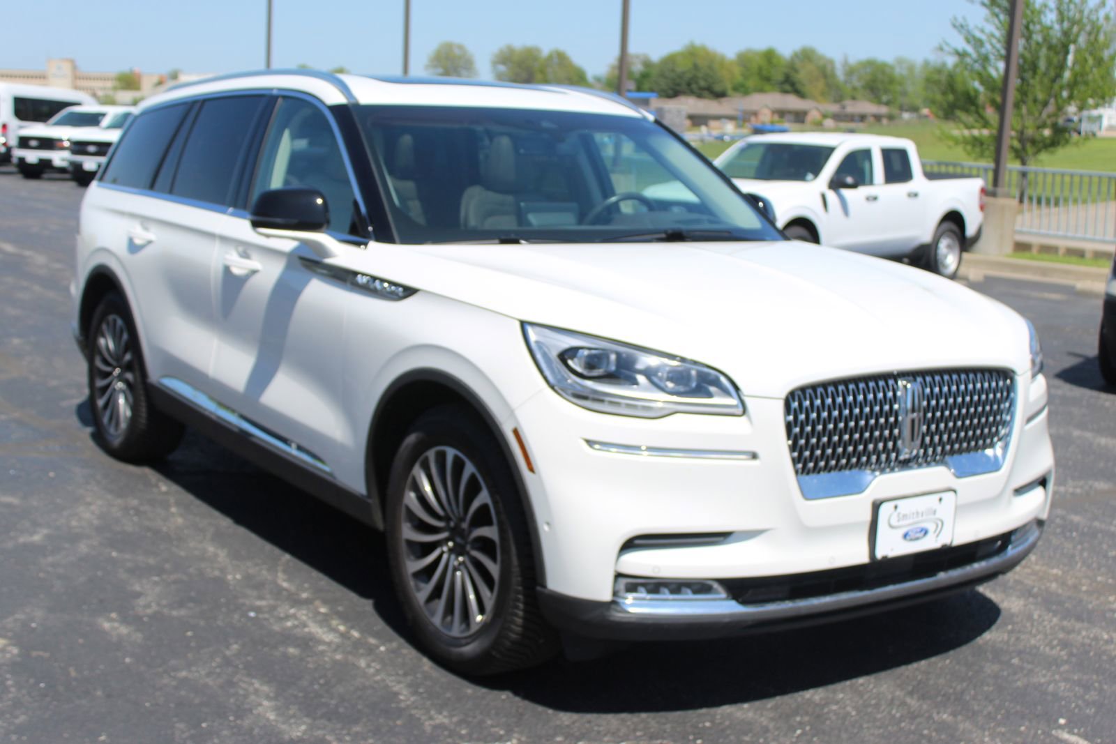 Used 2023 Lincoln Aviator Reserve w/ Equipment Group 201A AWD/4WD image 9