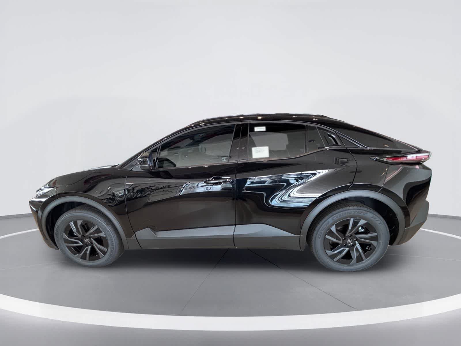 New 2026 Toyota C-HR AWD/4WD video 2