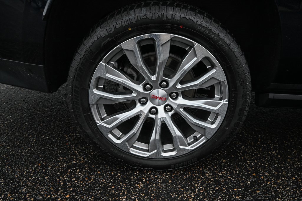 Used 2023 GMC Yukon XL Denali image 14