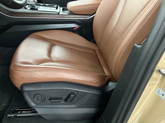 Used 2025 Audi Q7 2.0T Premium Plus w/ Premium Plus Package AWD/4WD image 7