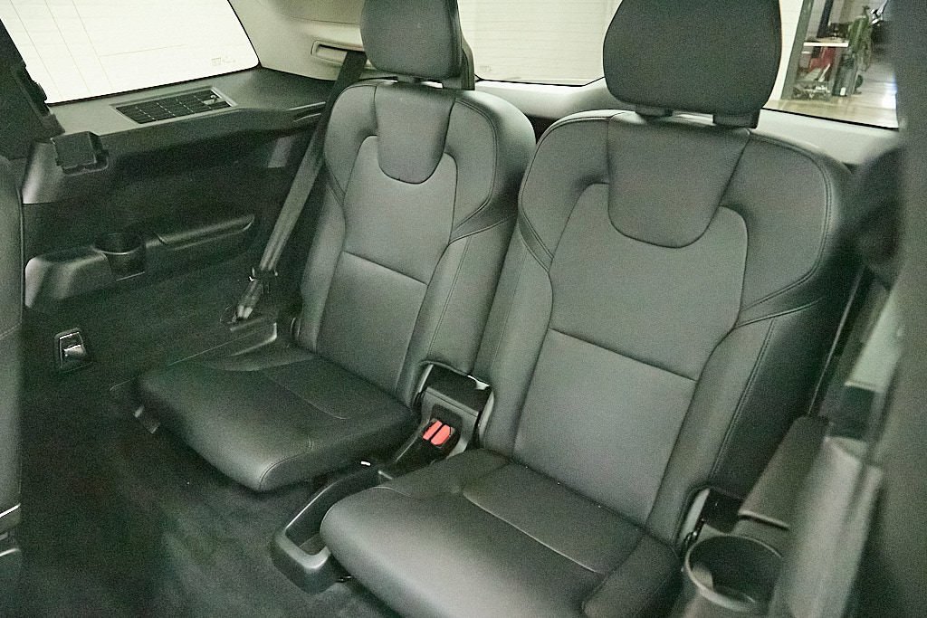 Certified 2023 Volvo XC90 B6 Plus w/ Protection Package Premier image 21