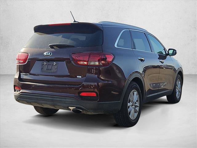 Used 2020 Kia Sorento LX w/ LX I4 Convenience Package image 4