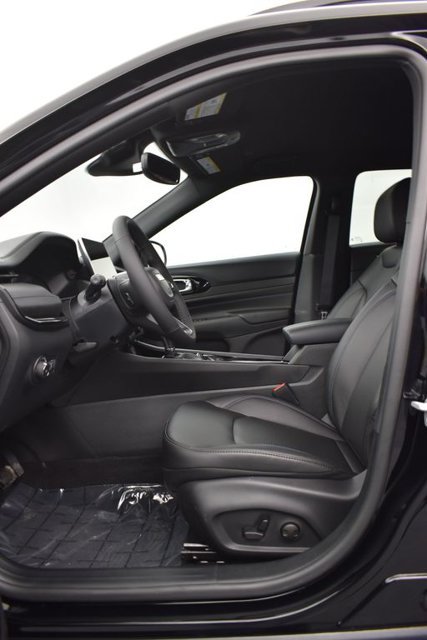 New 2026 Jeep Compass Limited AWD/4WD image 9