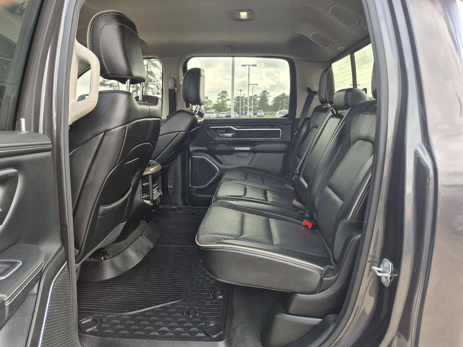 Used 2022 RAM 1500 Laramie image 11