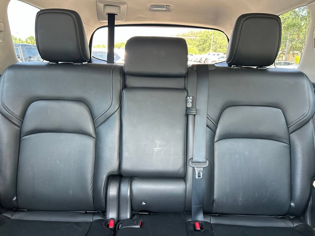 Certified 2022 Nissan Pathfinder SL w/ SL Black Package FWD image 15