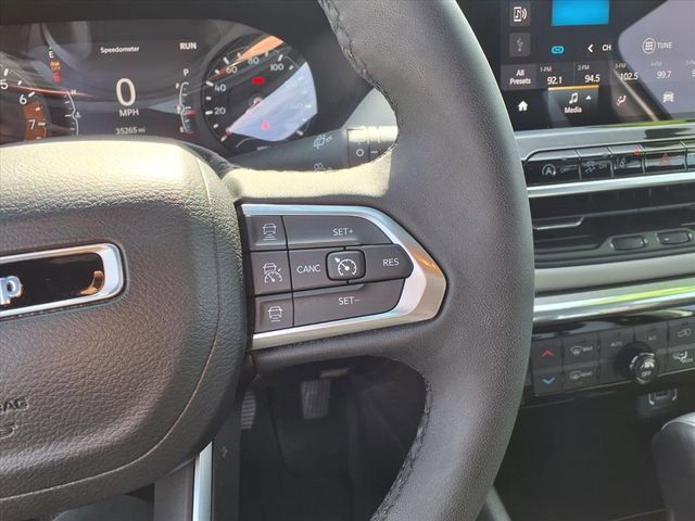 Certified 2023 Jeep Compass Limited image 18