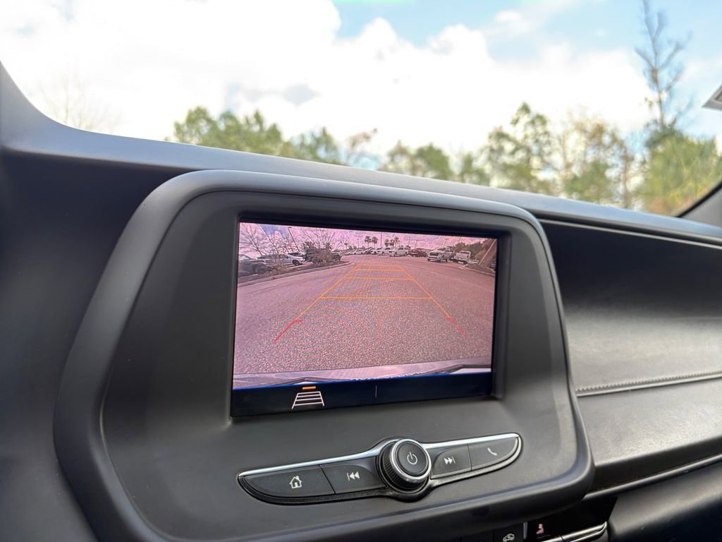 Used 2020 Chevrolet Camaro LT image 15