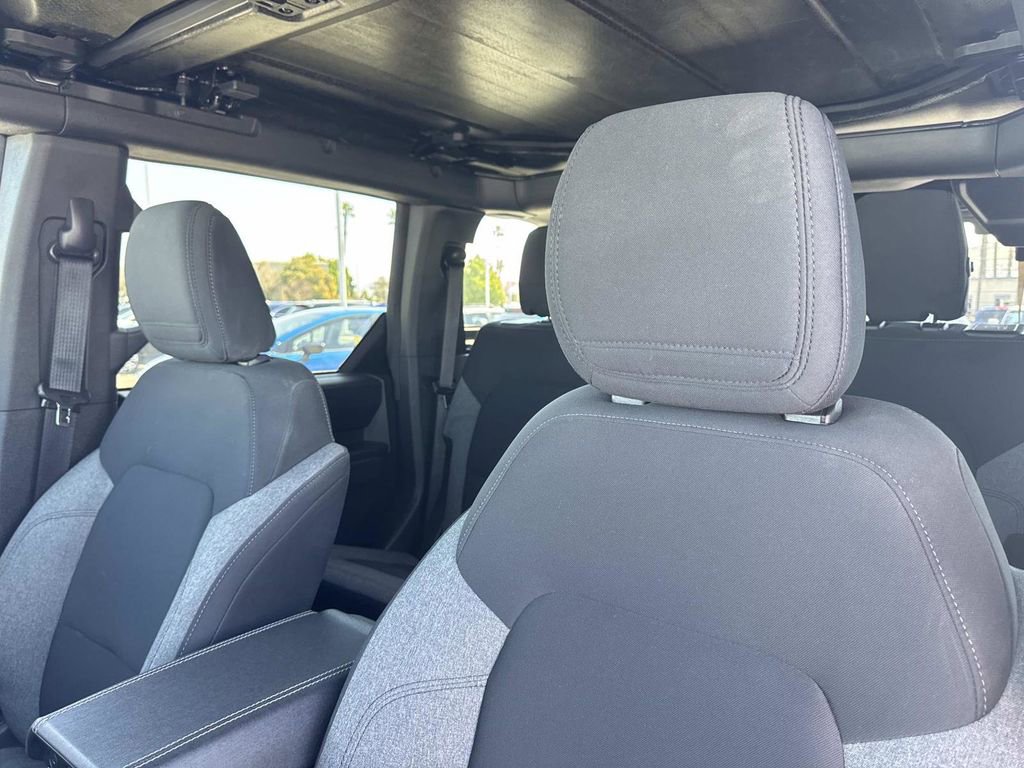 Certified 2025 Ford Bronco Big Bend image 23