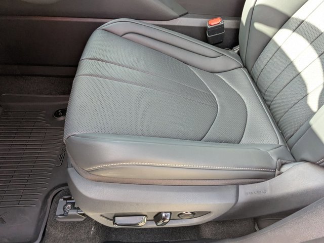 New 2026 Lexus TX 500h AWD image 4