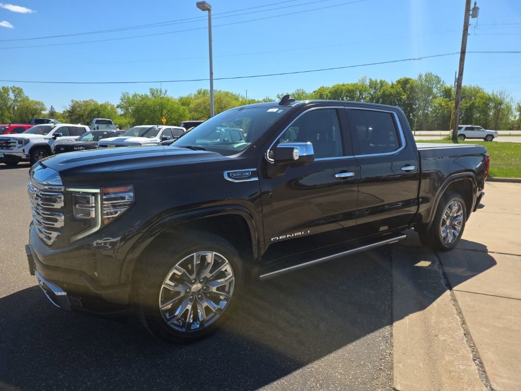 Used 2022 GMC Sierra 1500 Denali w/ Denali Reserve Package AWD/4WD image 10