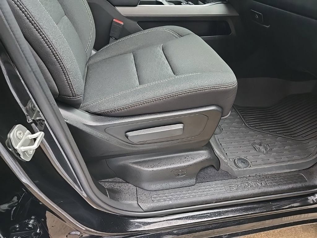Used 2025 RAM 1500 Big Horn image 85