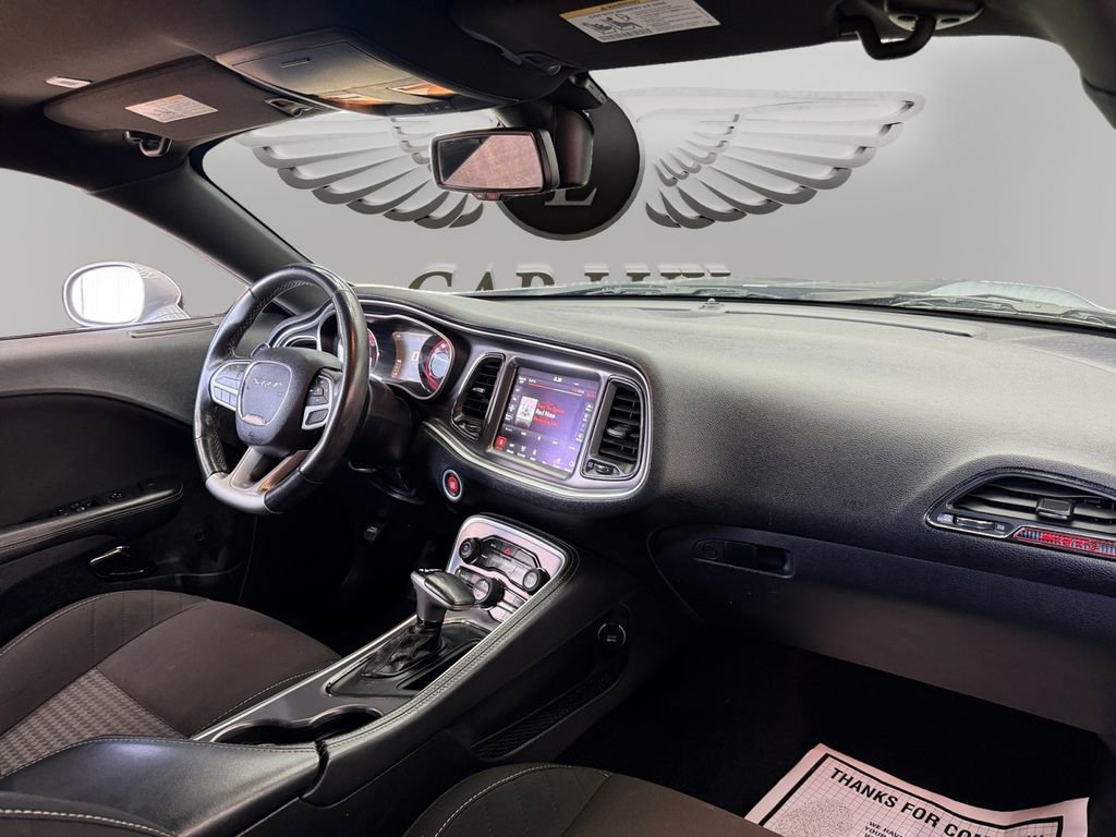 Used 2020 Dodge Challenger SRT Hellcat w/ Driver Convenience Group RWD image 17