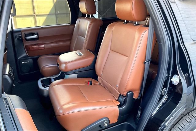 Used 2019 Toyota Sequoia Platinum AWD/4WD image 25
