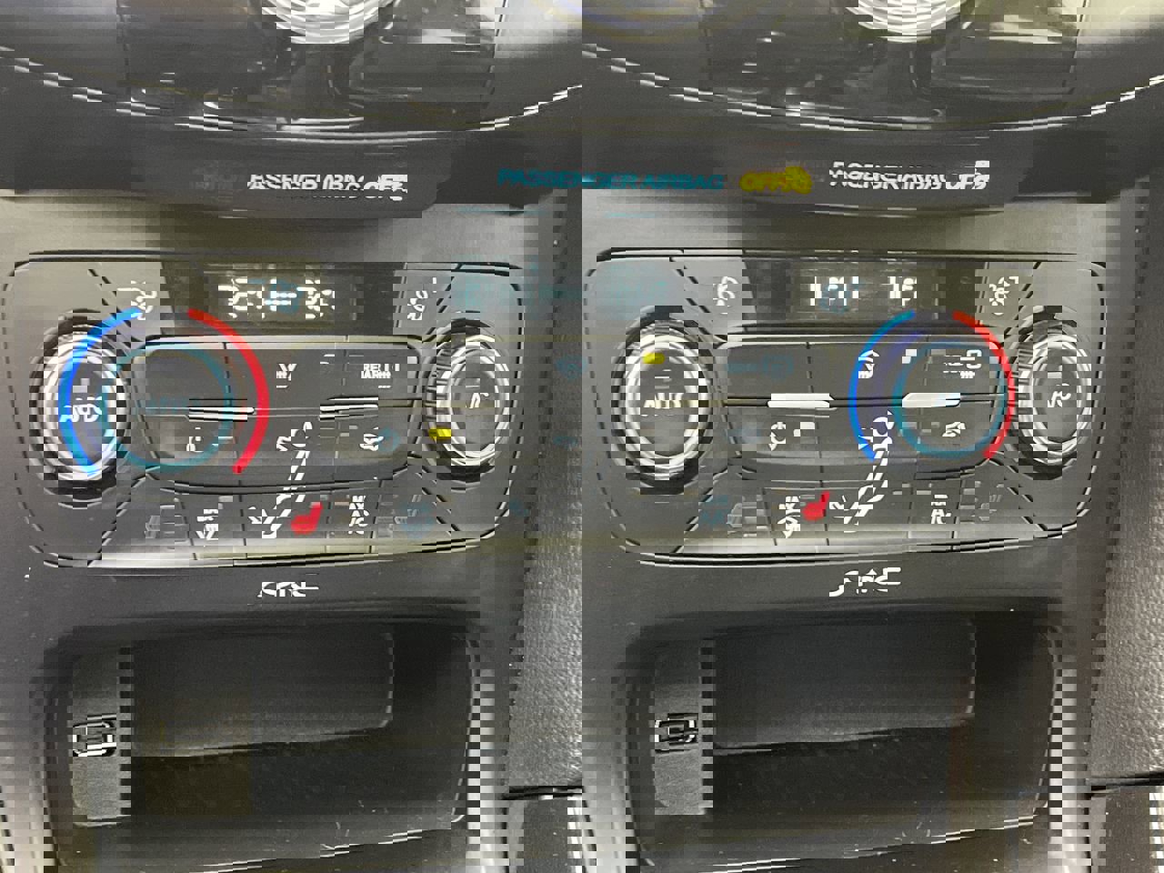 Used 2017 Ford Focus Titanium w/ Titanium Technology Package image 22