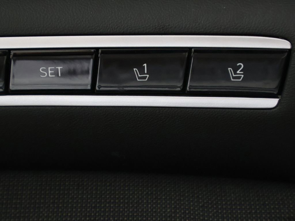 Certified 2023 Hyundai Tucson Limited AWD/4WD image 40