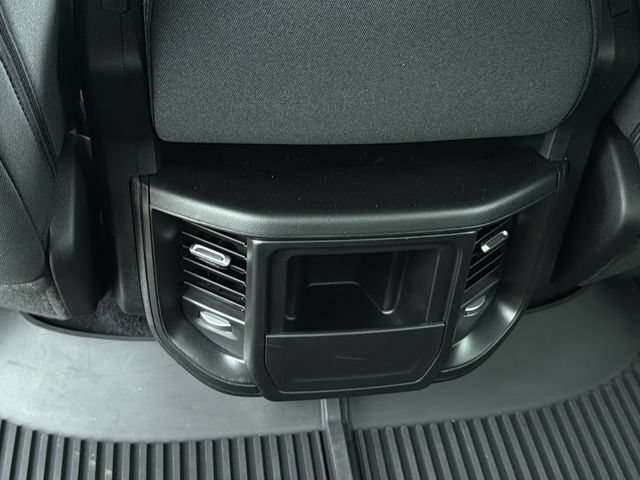 Used 2025 RAM 1500 Warlock AWD/4WD image 18