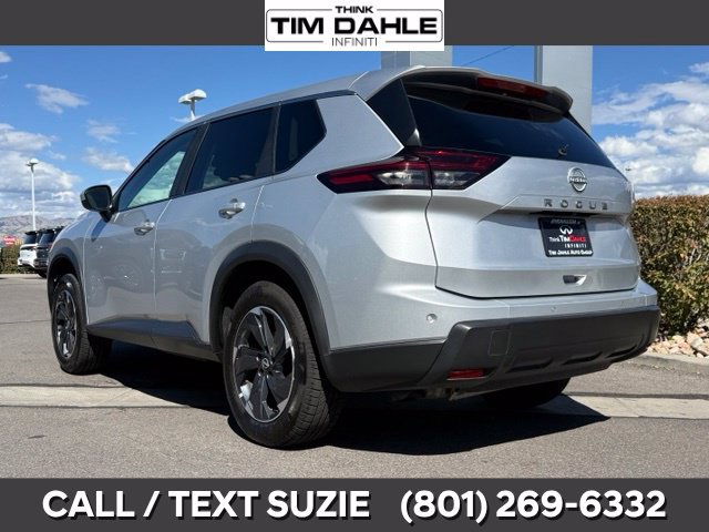 Used 2025 Nissan Rogue SV FWD image 7